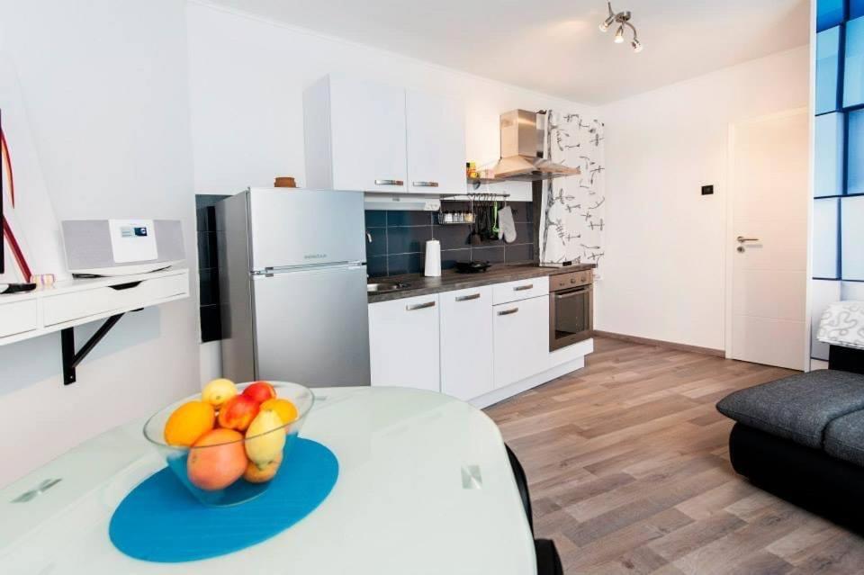 Apartman Puzzle Rovinj Exterior foto